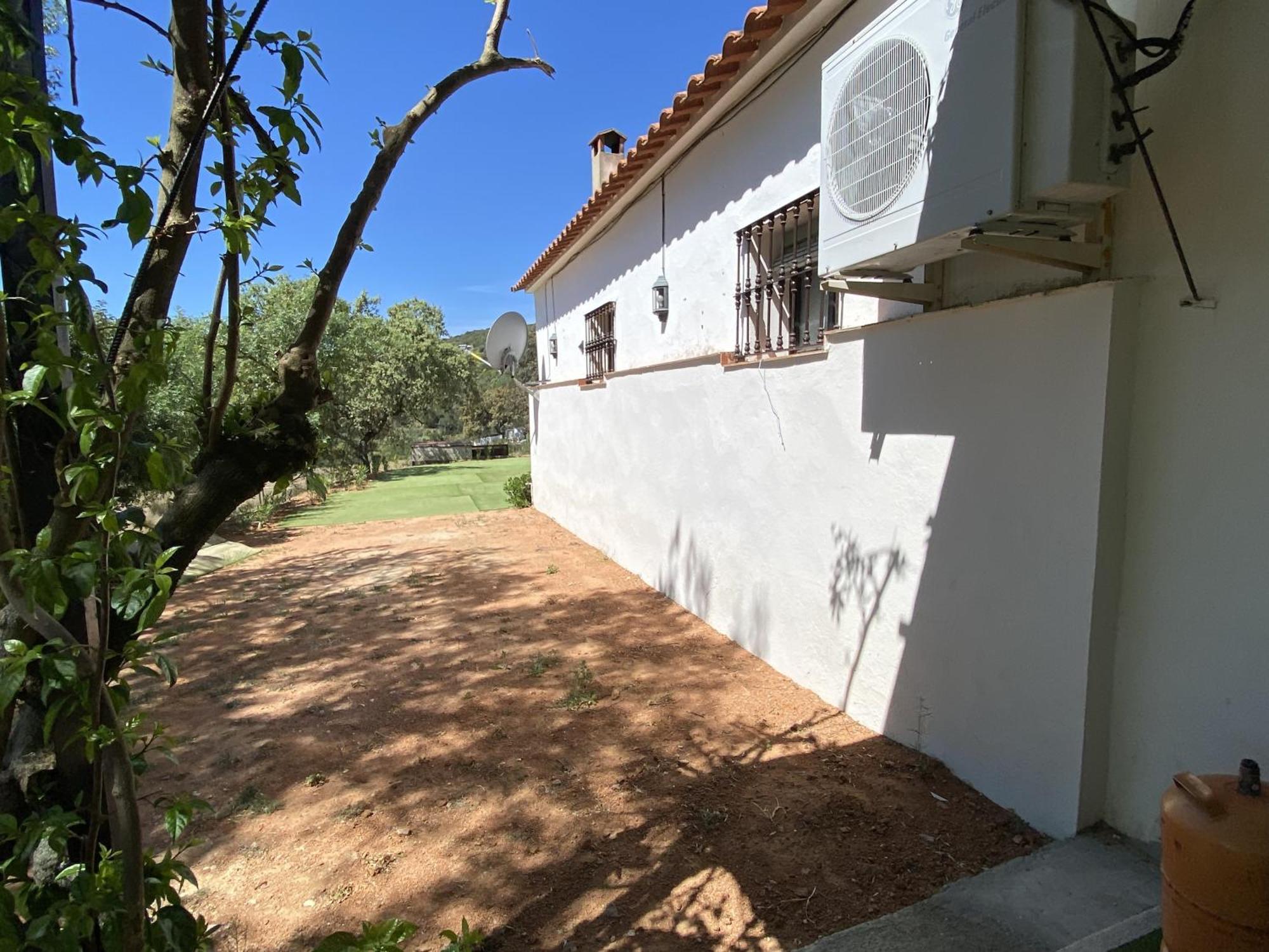 Las Chorreras Del Orejon 2 Villaviciosa de Cordoba Luaran gambar